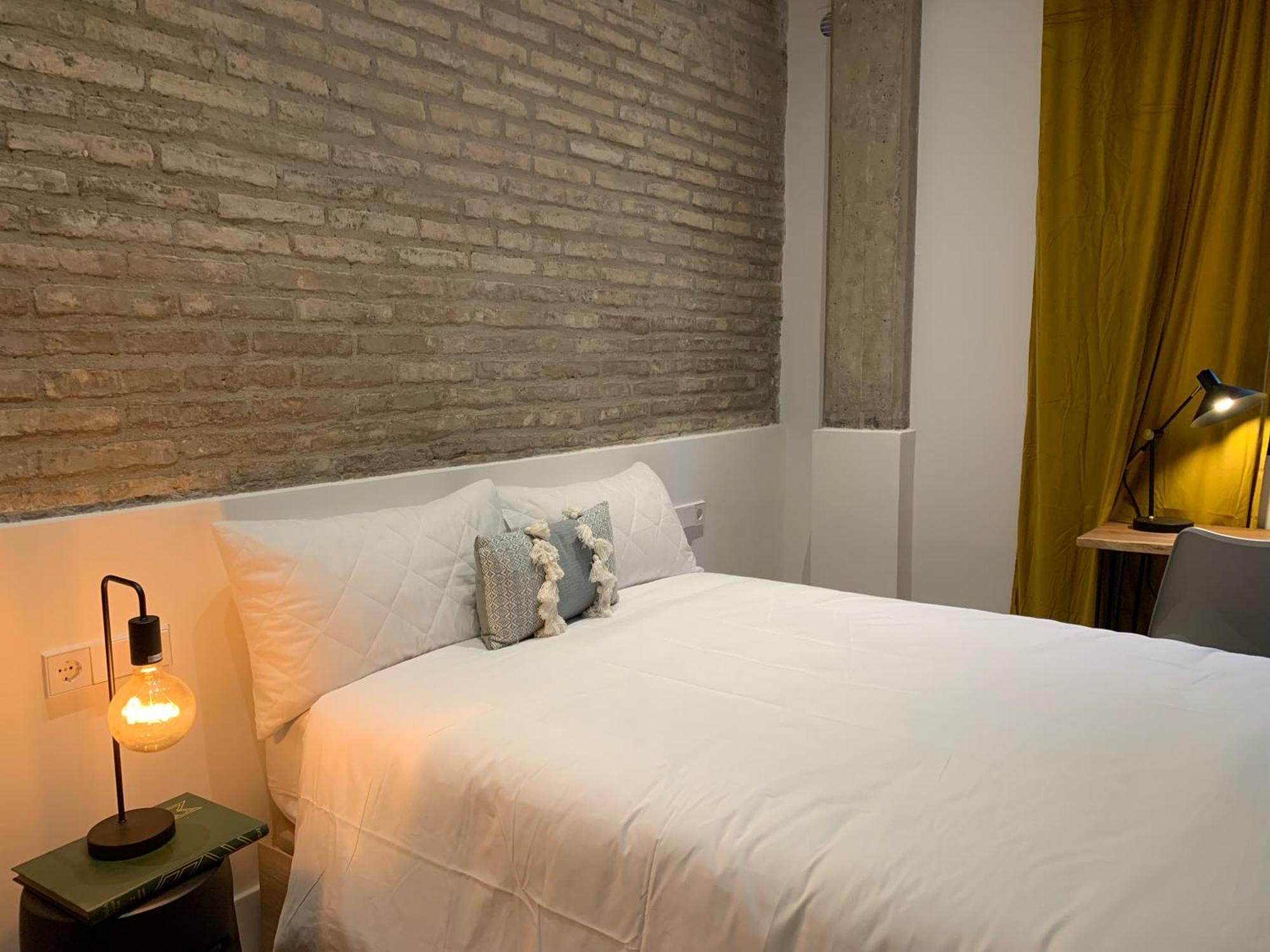 La Reina Beach Rooms Valencie Exteriér fotografie